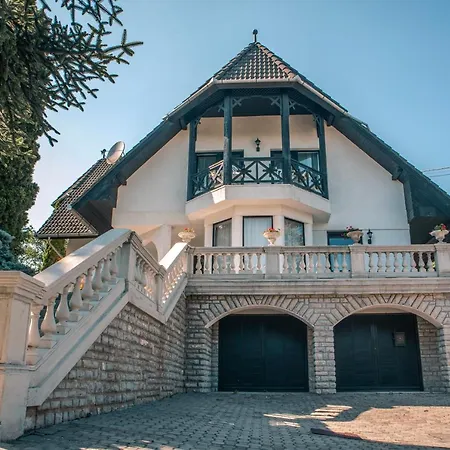 Viktoria 3* Balatonfüred