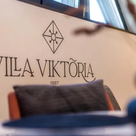 Viktoria *
