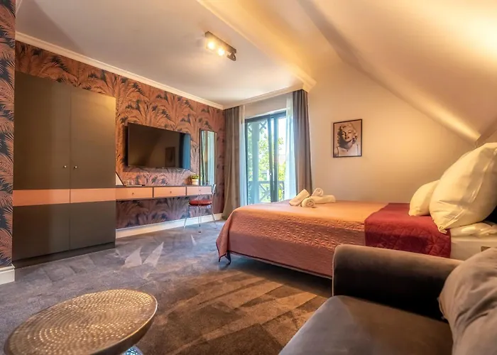 Viktória Bed and breakfast 3*